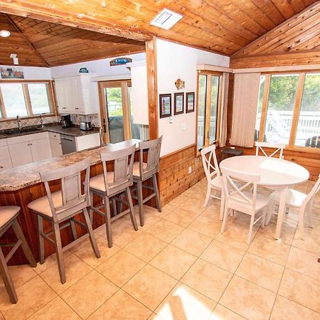 Wl933, Tale Of The Whale- Oceanfront, Private Beach Access, Gas Fireplace, Ocean Views Corolla Dış mekan fotoğraf