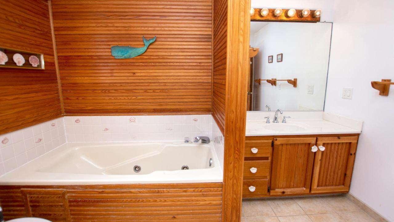 Wl933, Tale Of The Whale- Oceanfront, Private Beach Access, Gas Fireplace, Ocean Views Corolla Dış mekan fotoğraf